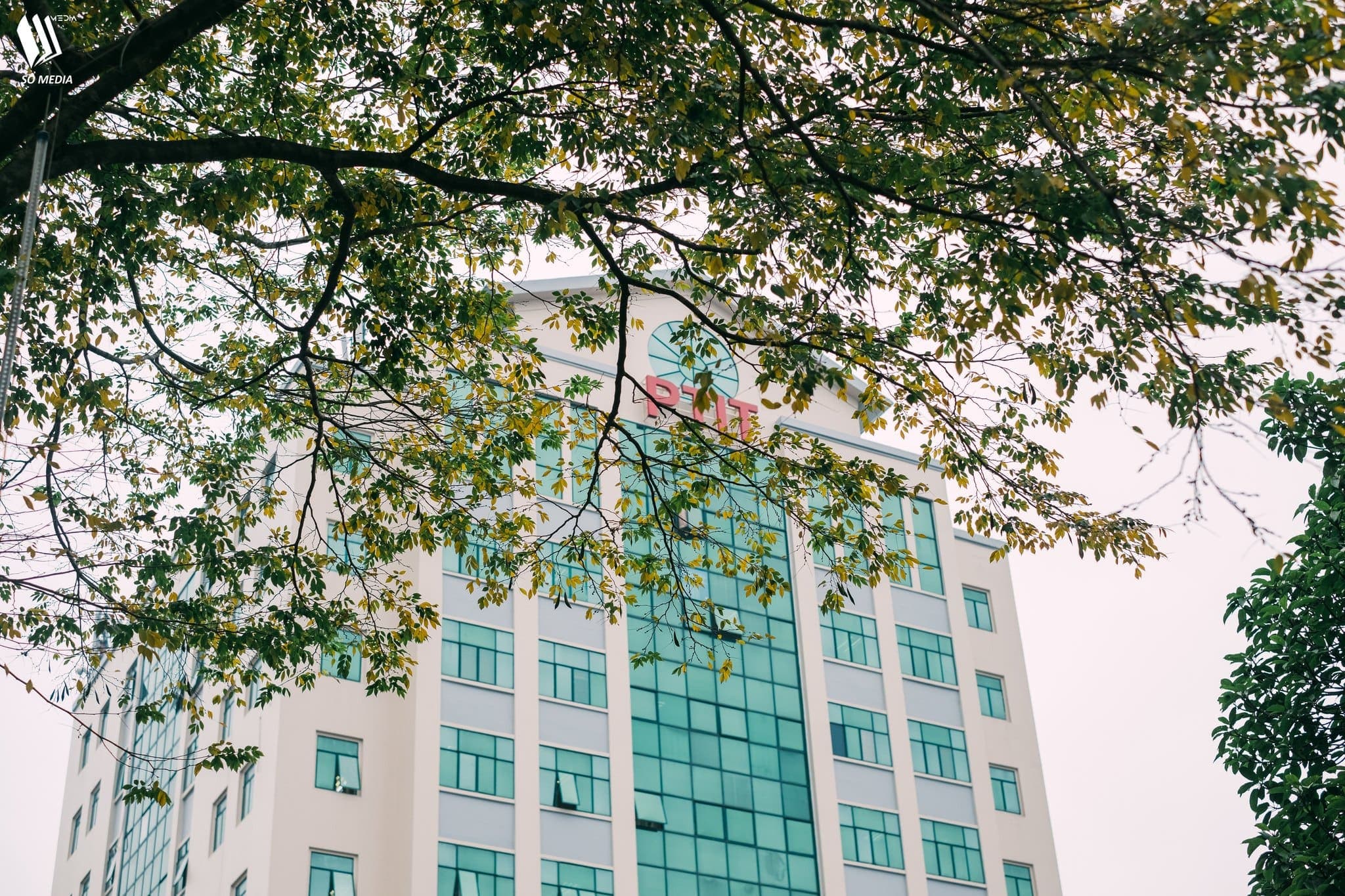 Công đoàn Học viện Công nghệ Bưu chính Viễn thông tổ chức các hoạt động hướng tới kỷ niệm 114 năm ngày Quốc tế Phụ nữ (8/3/1910 – 8/3/2024)