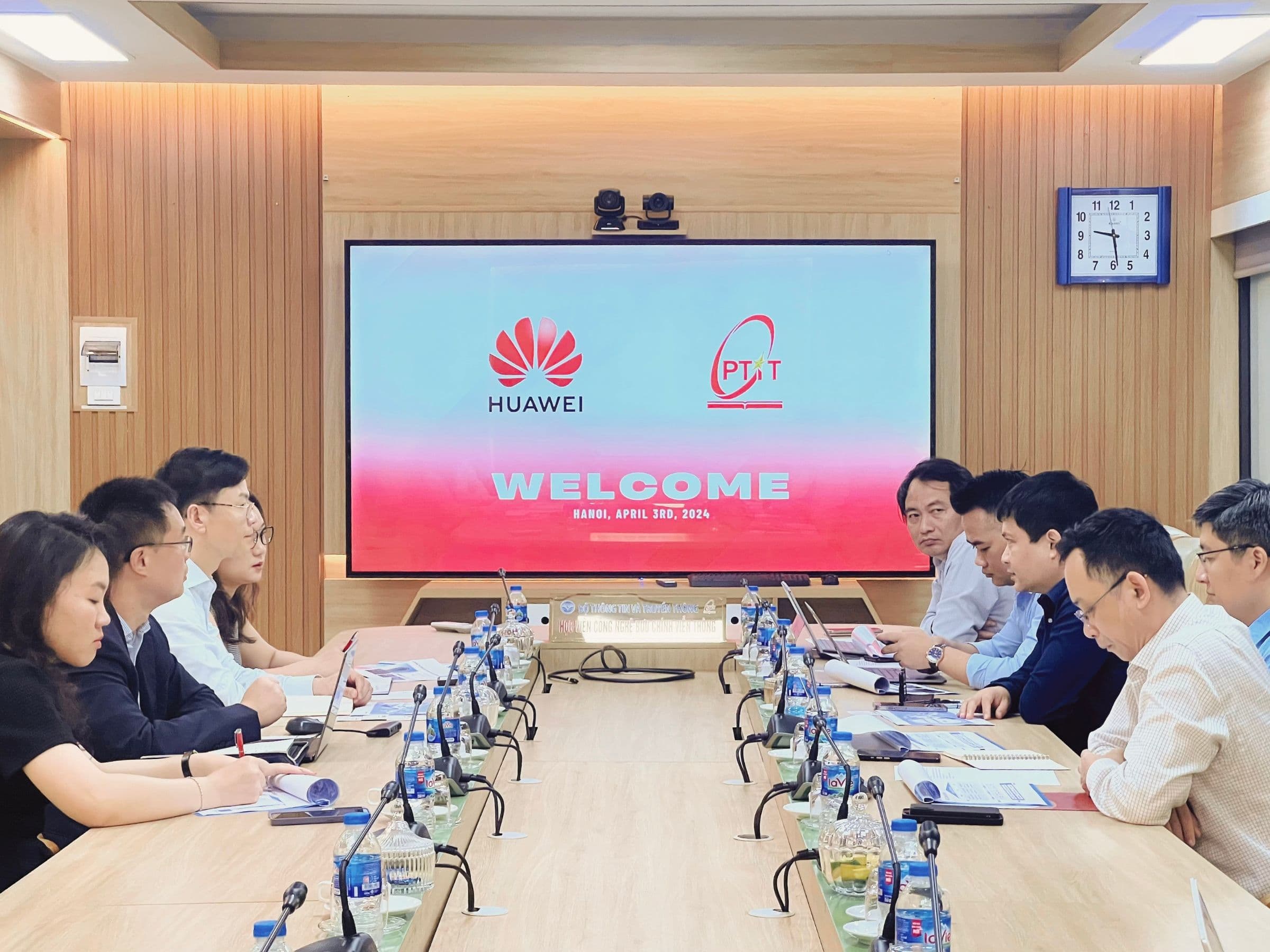 Lễ công bố các quyết định về công tác cán bộ