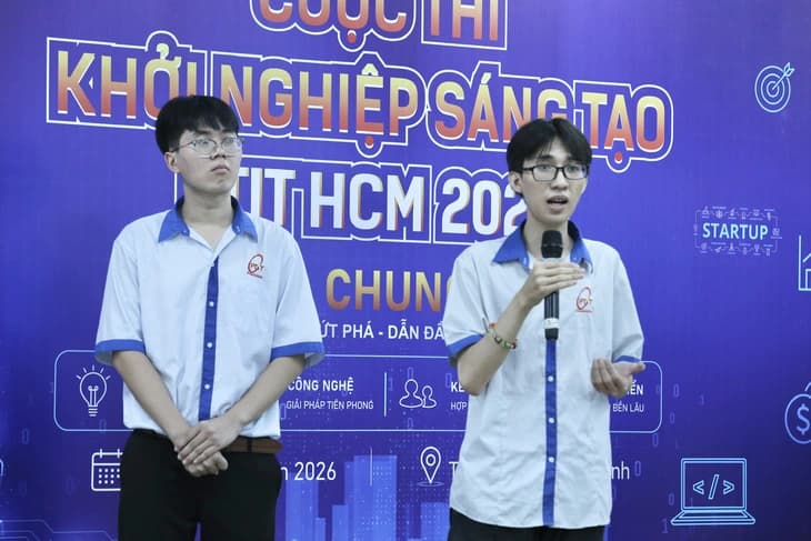 Sinh viên sáng tạo nền tảng AI tận dụng ghế trống, xe rỗng giảm chi phí vận tải